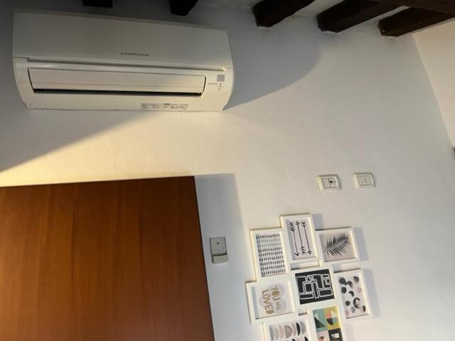La Mansarda In Centro Daire Modena Dış mekan fotoğraf